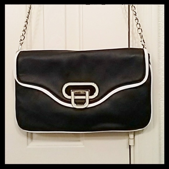 NEW Apt. 9 Crossbody Chain Bag. - Picture 2 of 4